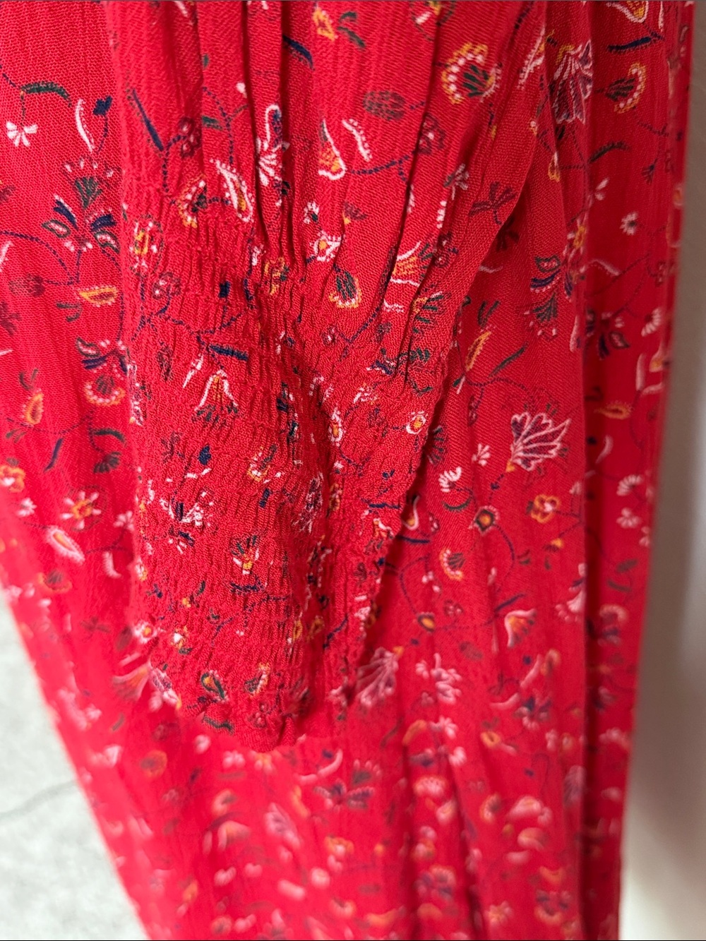 Old Navy Red Long-Sleeve Floral Midi Dress - Picture 5 of 10